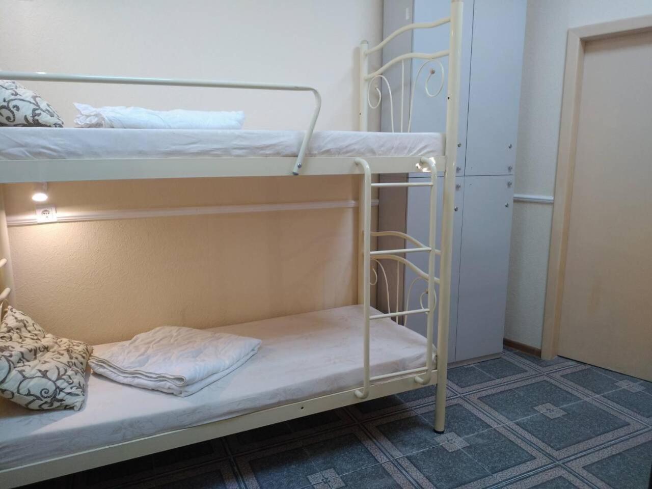 Адмирал Хостел Odessa Exterior foto